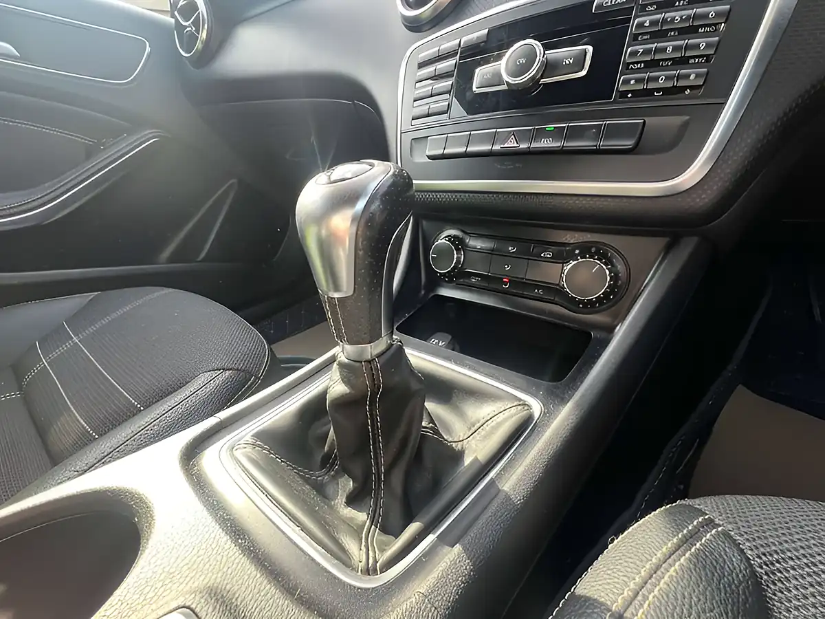 Used 2013 Mercedes-Benz a Class Sport South Sea Blue - Interior and Exterior details 16