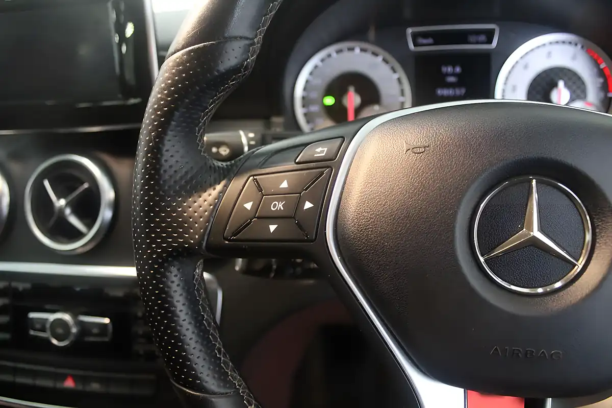 Used 2013 Mercedes-Benz a Class Sport White - Interior and Exterior details 16