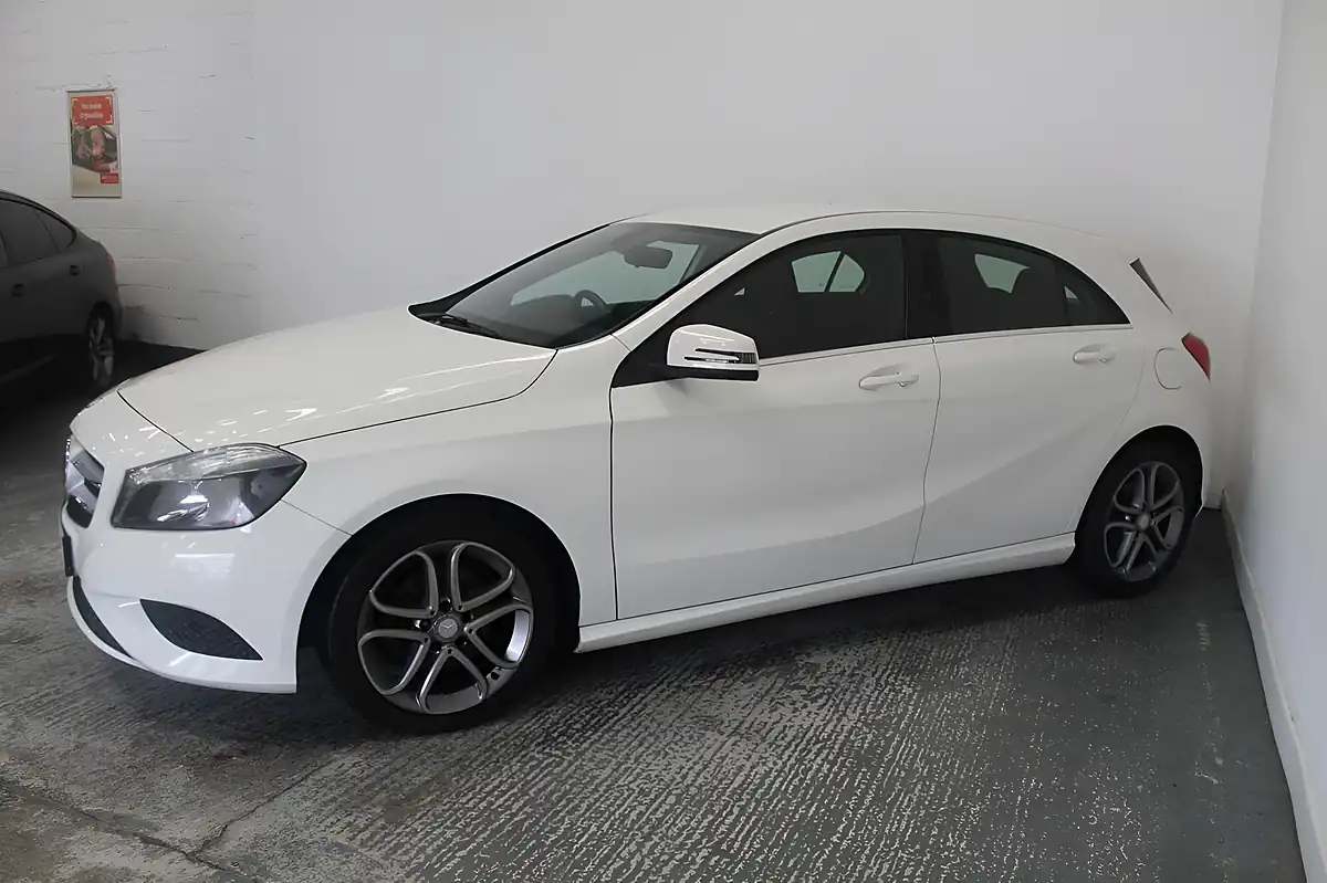 Used 2013 Mercedes-Benz a Class Sport White - Interior and Exterior details 4