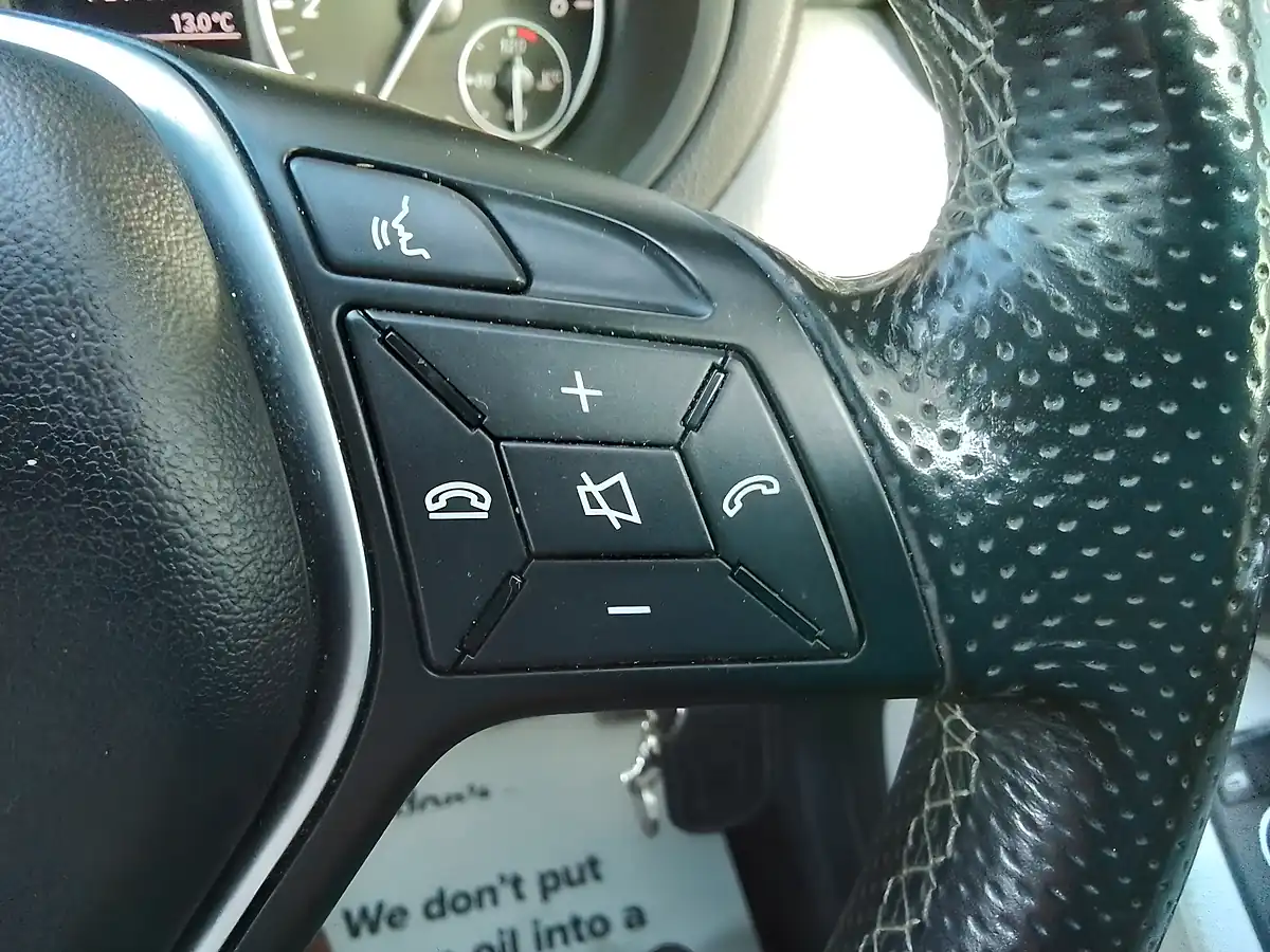 Used 2013 Mercedes-Benz B Class Blueefficiency Sport Blue - Interior and Exterior details 18