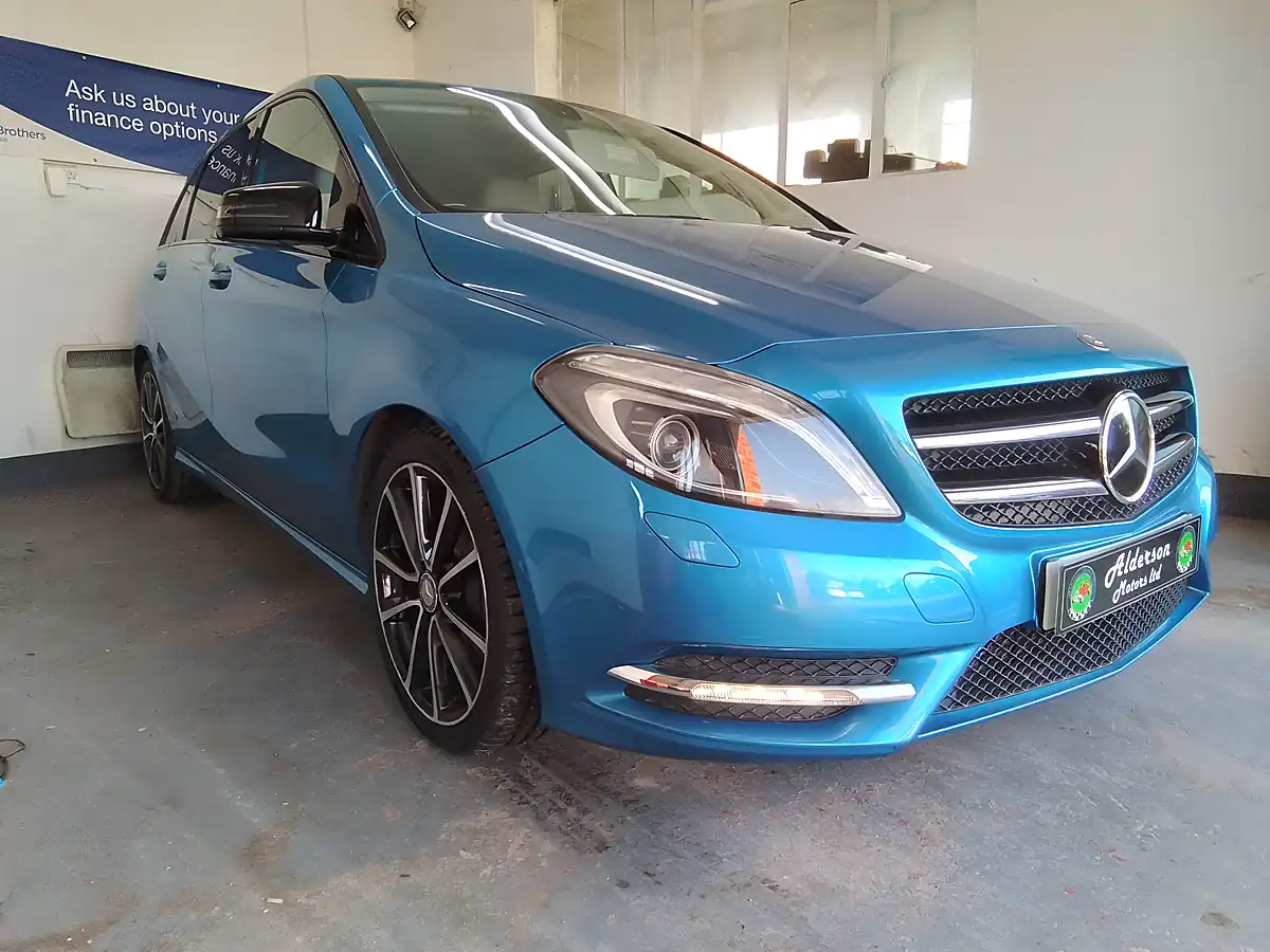 Used 2013 Mercedes-Benz B Class Blueefficiency Sport Blue - Interior and Exterior details 2