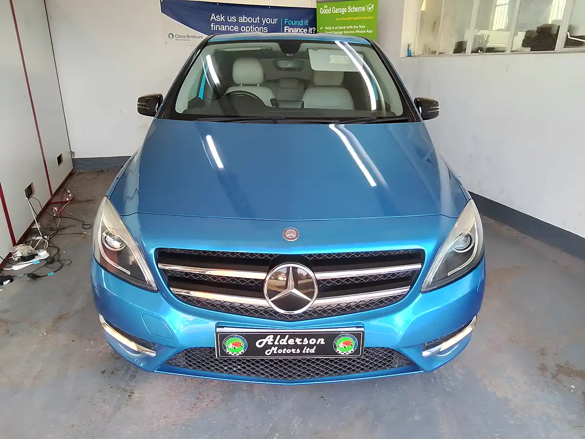 Used 2013 Mercedes-Benz B Class Blueefficiency Sport Blue - Interior and Exterior details 5