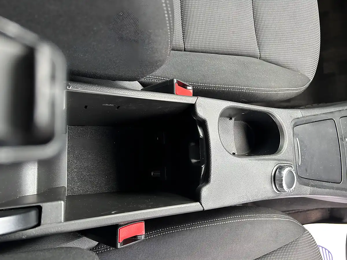 Used 2013 Mercedes-Benz B-Class - Interior and Exterior details 10