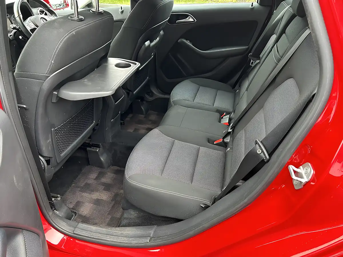 Used 2013 Mercedes-Benz B-Class - Interior and Exterior details 16