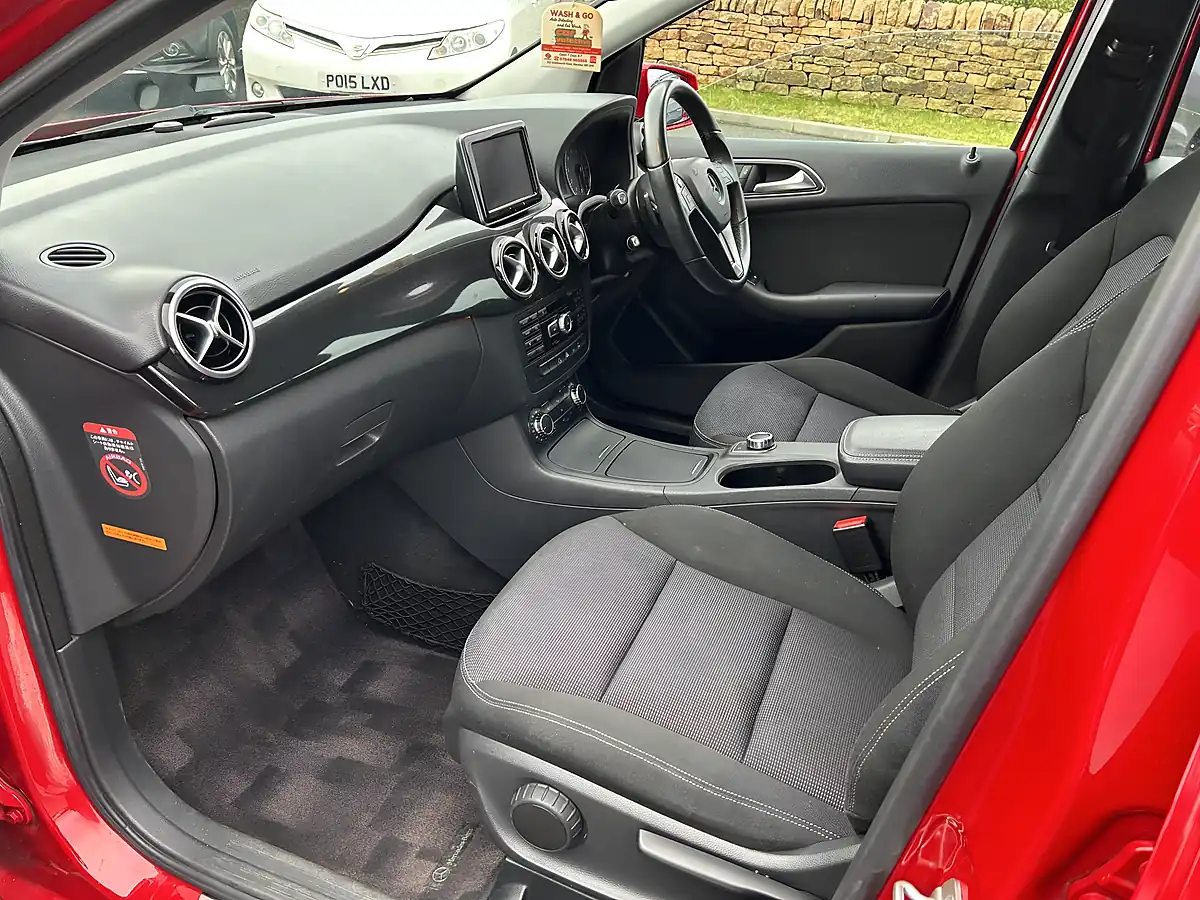 Used 2013 Mercedes-Benz B-Class - Interior and Exterior details 17