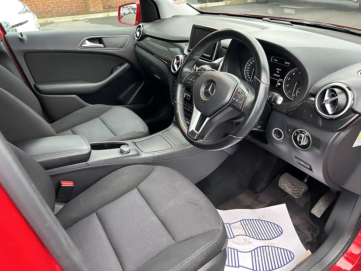 Used 2013 Mercedes-Benz B-Class - Interior and Exterior details 6