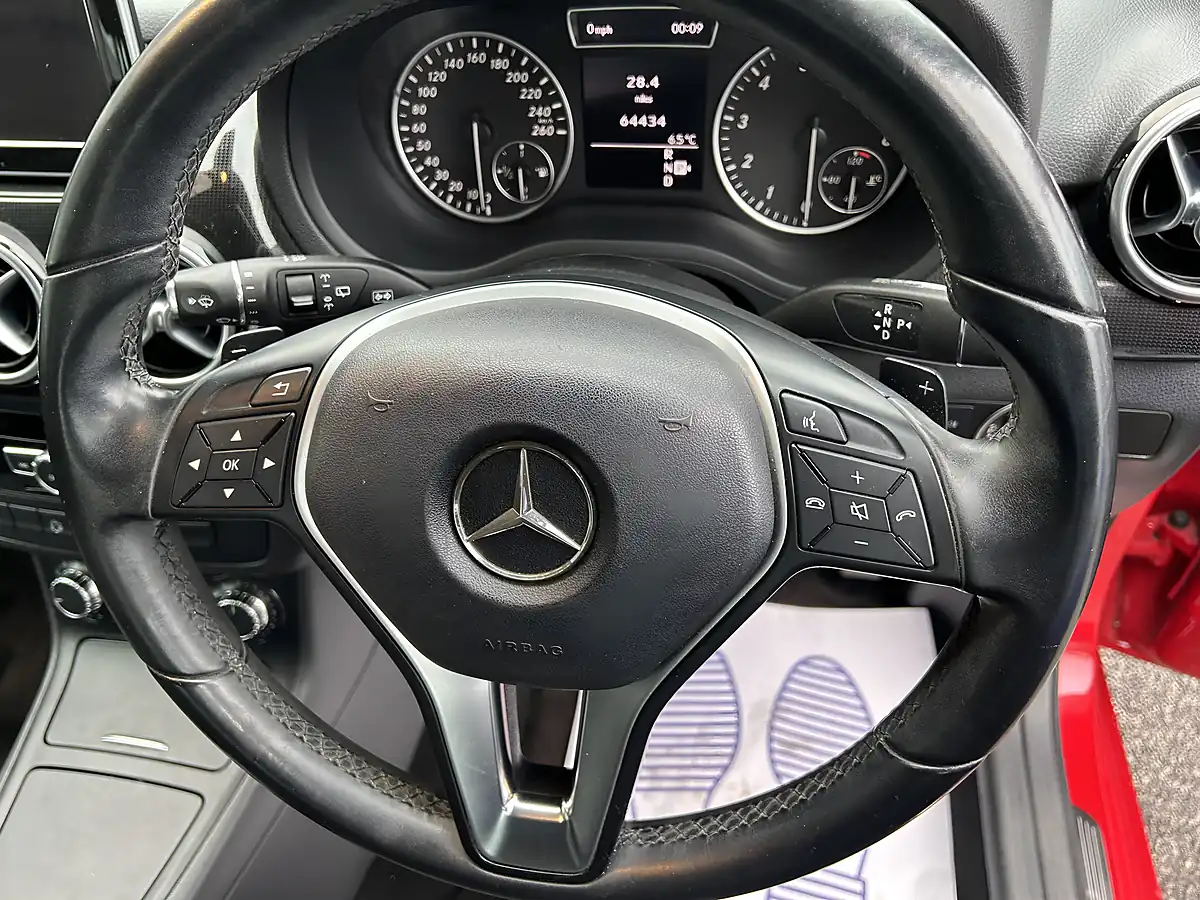 Used 2013 Mercedes-Benz B-Class - Interior and Exterior details 8
