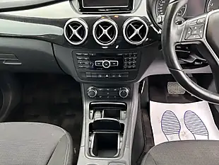 Used 2013 Mercedes-Benz B-Class - Interior and Exterior details 9