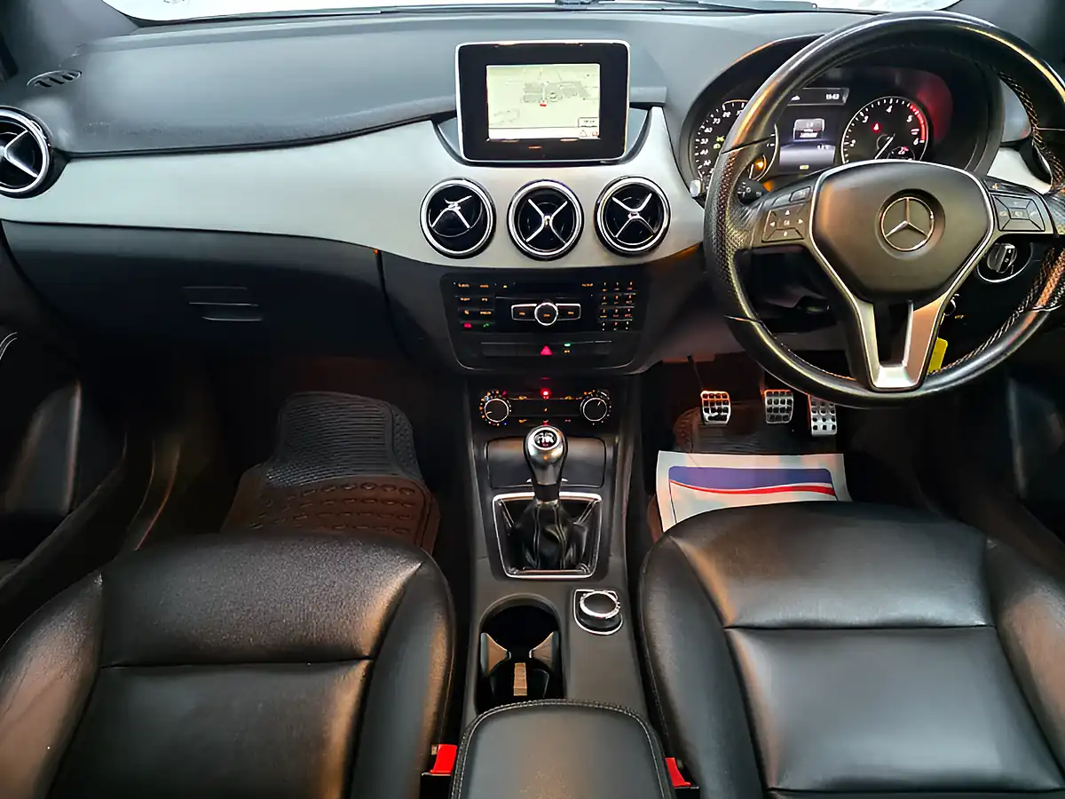 Used 2013 Mercedes-Benz B Class Sport White - Interior and Exterior details 11