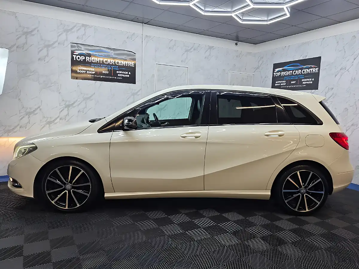 Used 2013 Mercedes-Benz B Class Sport White - Interior and Exterior details 7