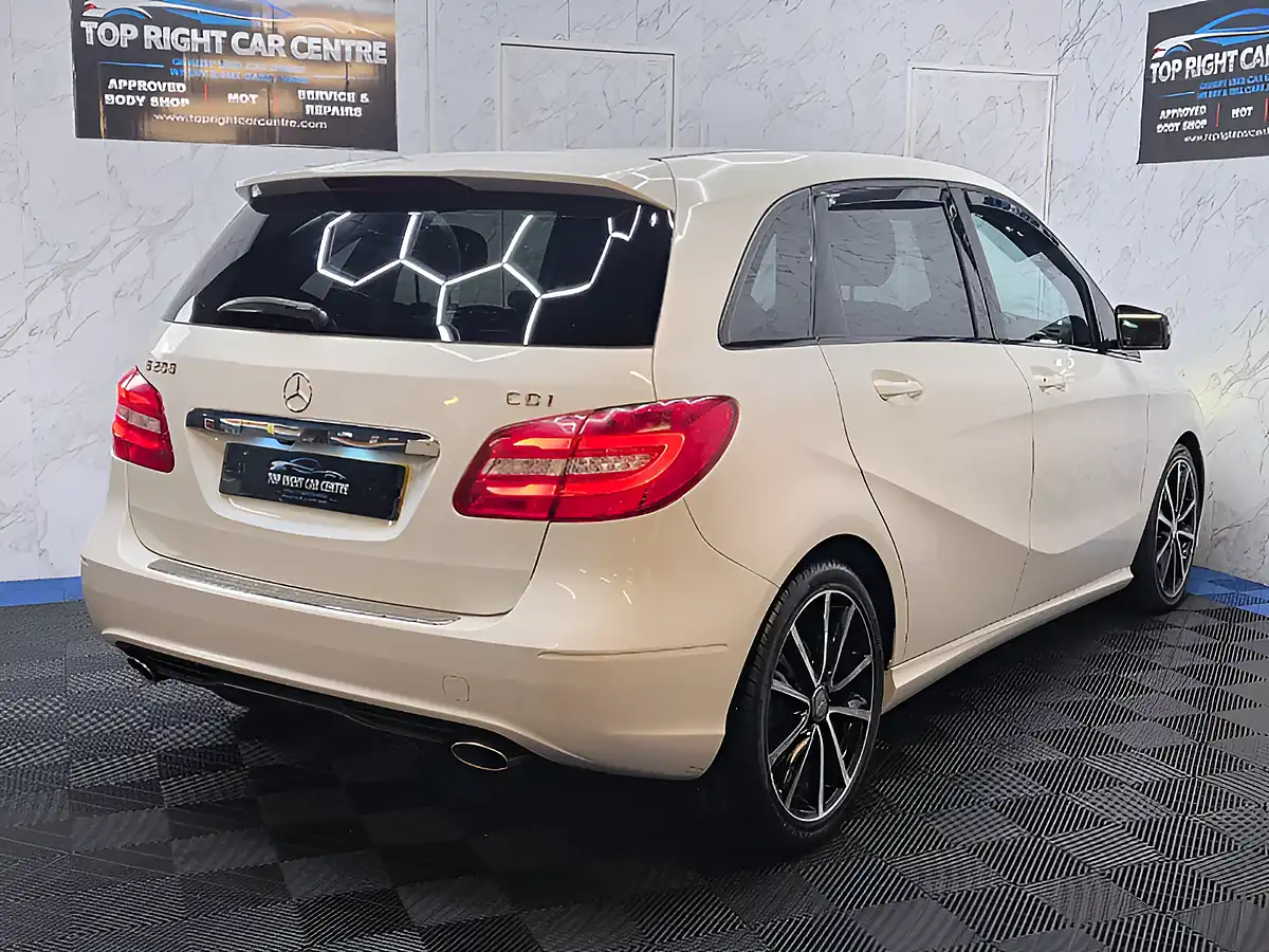Used 2013 Mercedes-Benz B Class Sport White - Interior and Exterior details 8