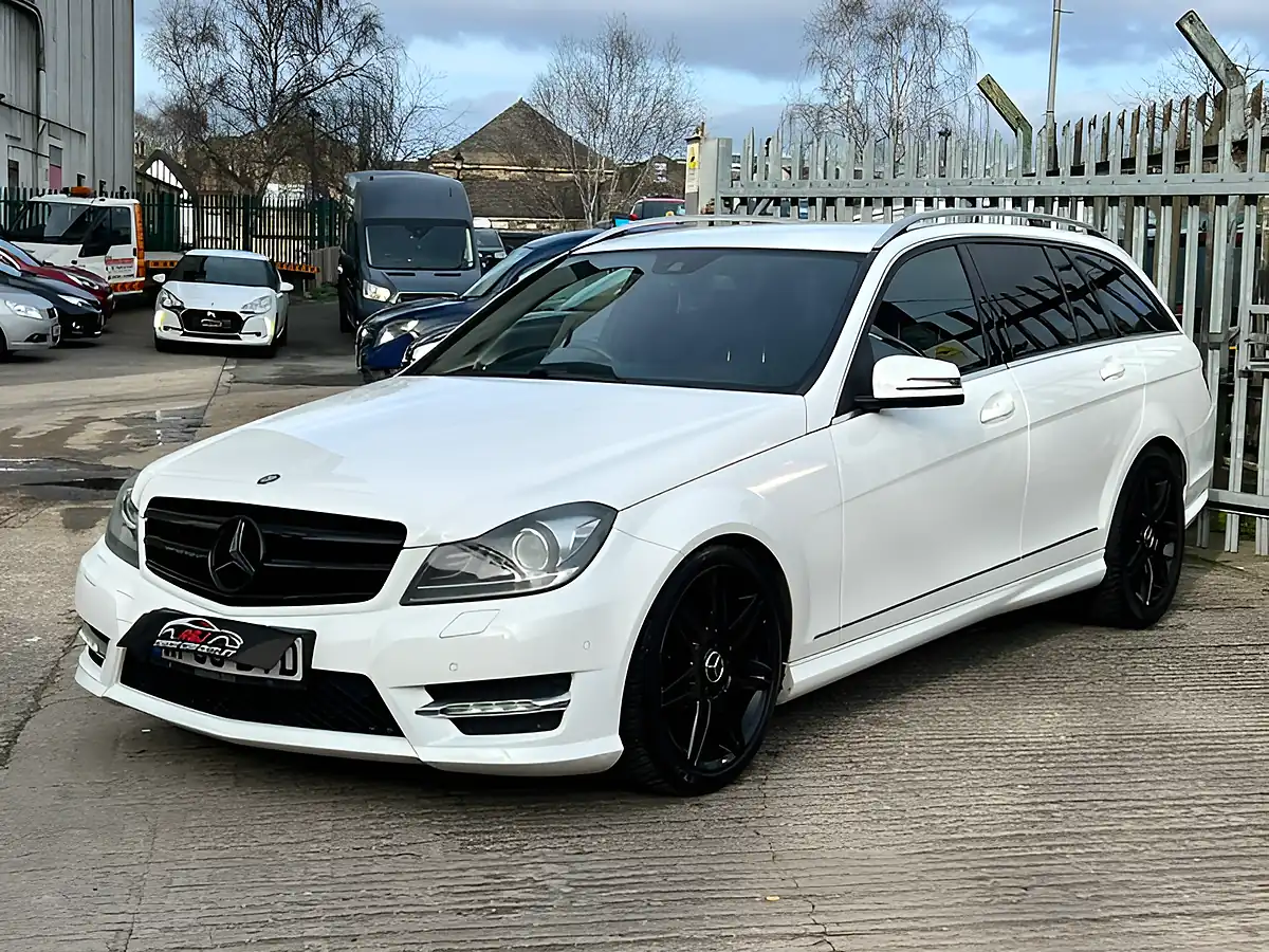 Used 2013 Mercedes-Benz C Class AMG Sport Plus White - Interior and Exterior details 3