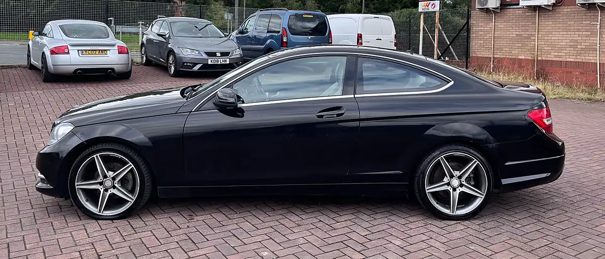 Used 2013 Mercedes-Benz C Class Executive Se Black - Interior and Exterior details 3