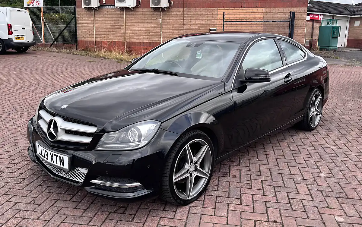 Used 2013 Mercedes-Benz C Class Executive Se Black - Interior and Exterior details 8