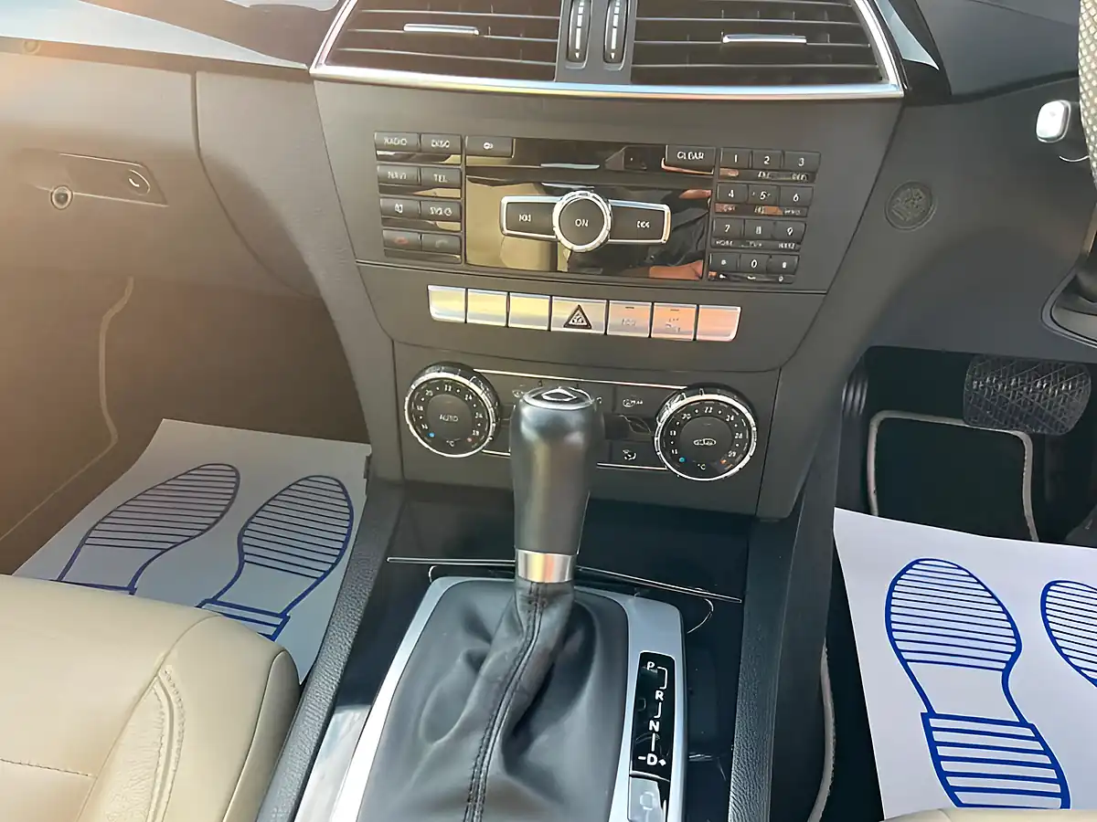 Used 2013 Mercedes-Benz C Class Executive Se Grey - Interior and Exterior details 13