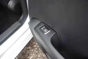 Used 2013 Mercedes-Benz C Class Executive Se Silver - Interior and Exterior details 16