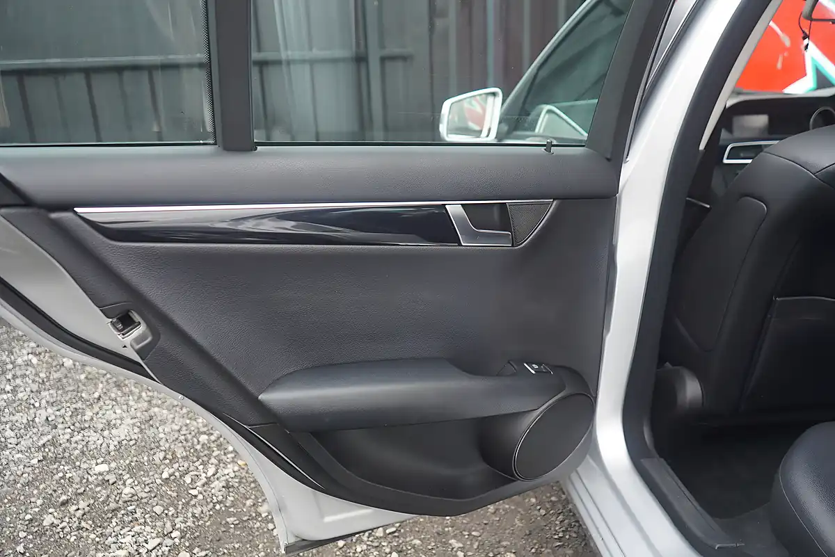 Used 2013 Mercedes-Benz C Class Executive Se Silver - Interior and Exterior details 18