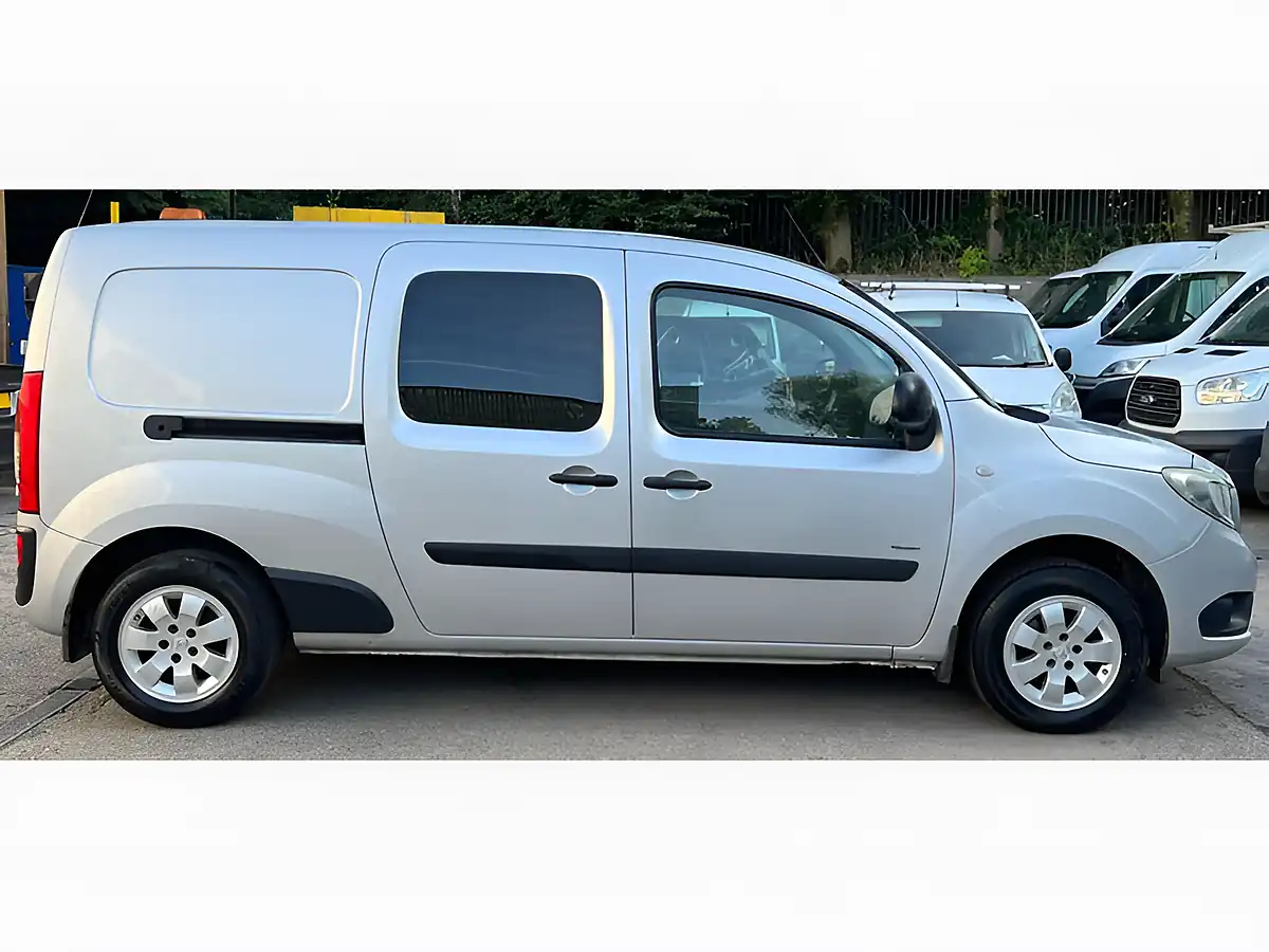 Used 2013 Mercedes-Benz Citan Crew Van Double Cab Silver - Interior and Exterior details 13