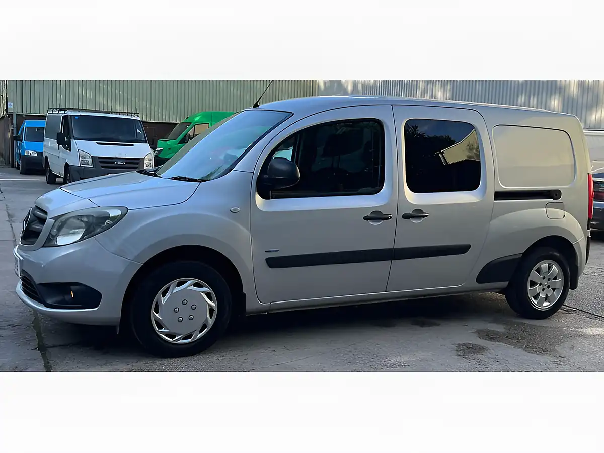 Used 2013 Mercedes-Benz Citan Crew Van Double Cab Silver - Interior and Exterior details 3