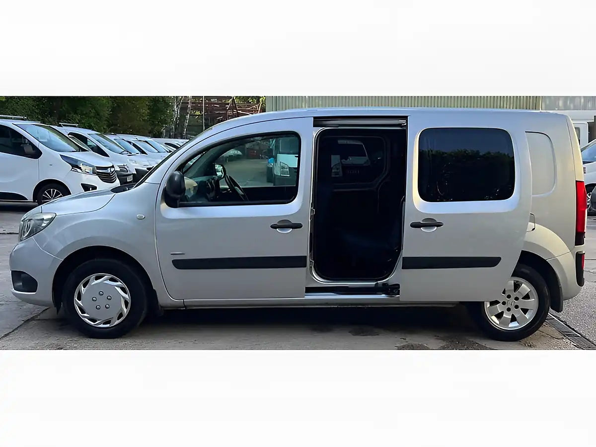 Used 2013 Mercedes-Benz Citan Crew Van Double Cab Silver - Interior and Exterior details 6