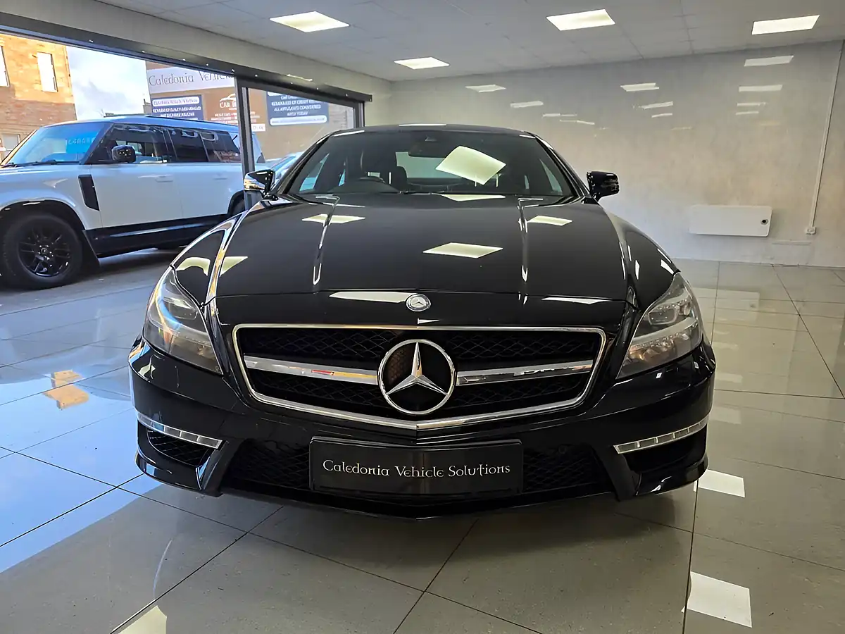 Used 2013 Mercedes-Benz Cls 63 AMG Coupe Black - Interior and Exterior details 16