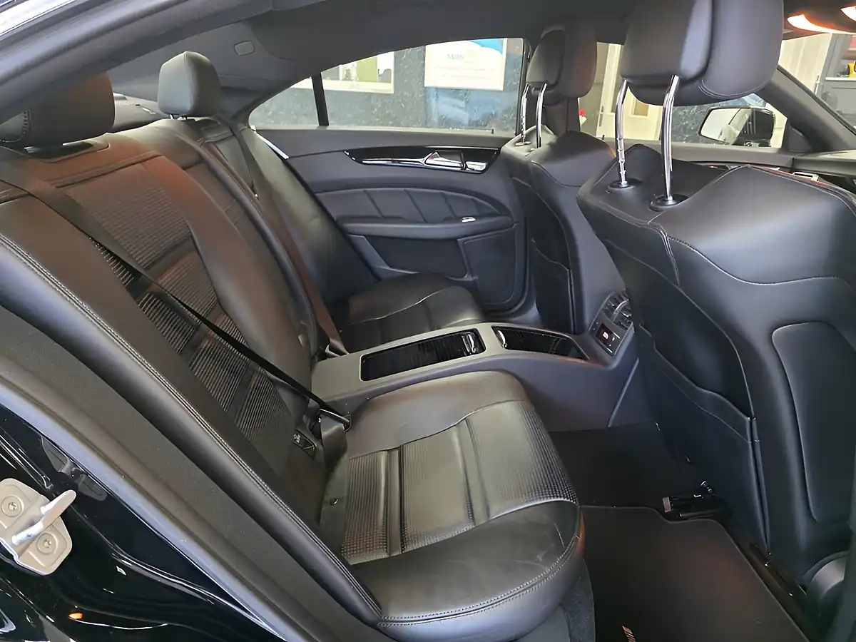 Used 2013 Mercedes-Benz Cls 63 AMG Coupe Black - Interior and Exterior details 9
