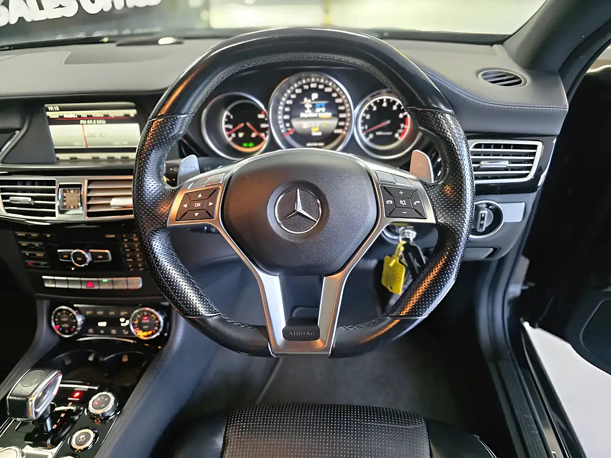Used 2013 Mercedes-Benz Cls AMG Black - Interior and Exterior details 12