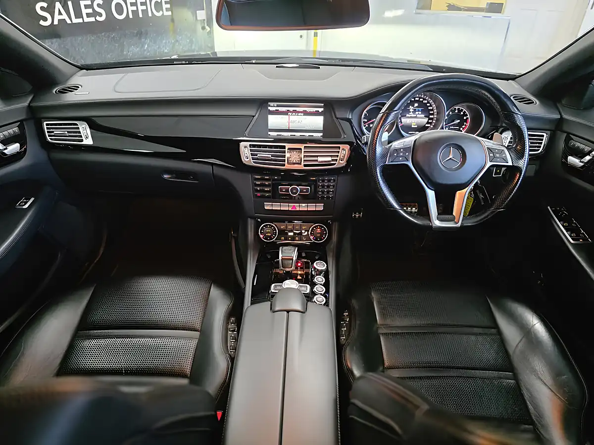 Used 2013 Mercedes-Benz Cls AMG Black - Interior and Exterior details 14