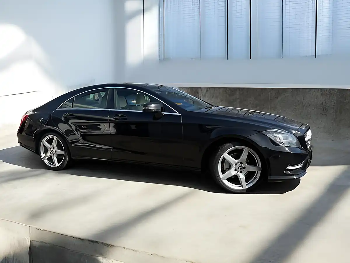 Used 2013 Mercedes-Benz Cls AMG Sport Black - Front View