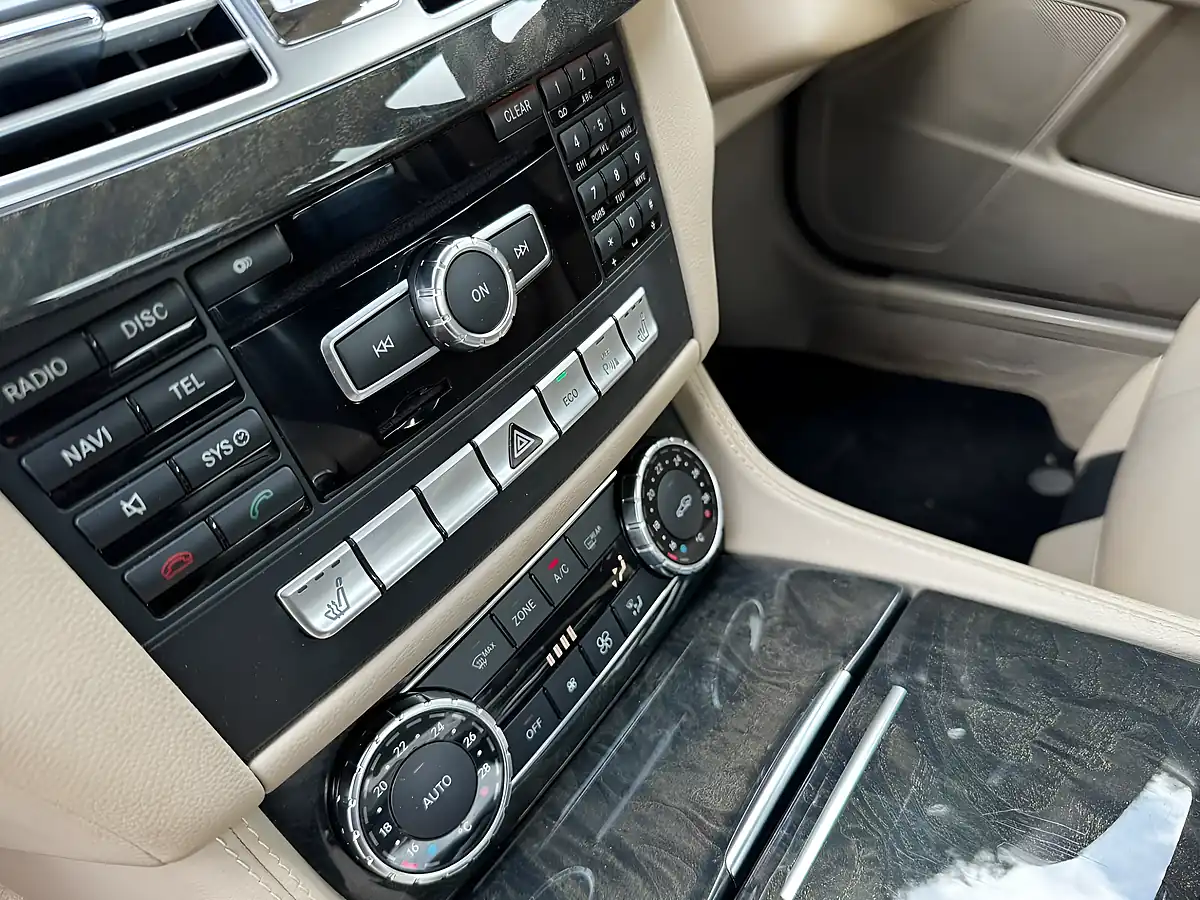 Used 2013 Mercedes-Benz Cls AMG Sport Black - Interior and Exterior details 19