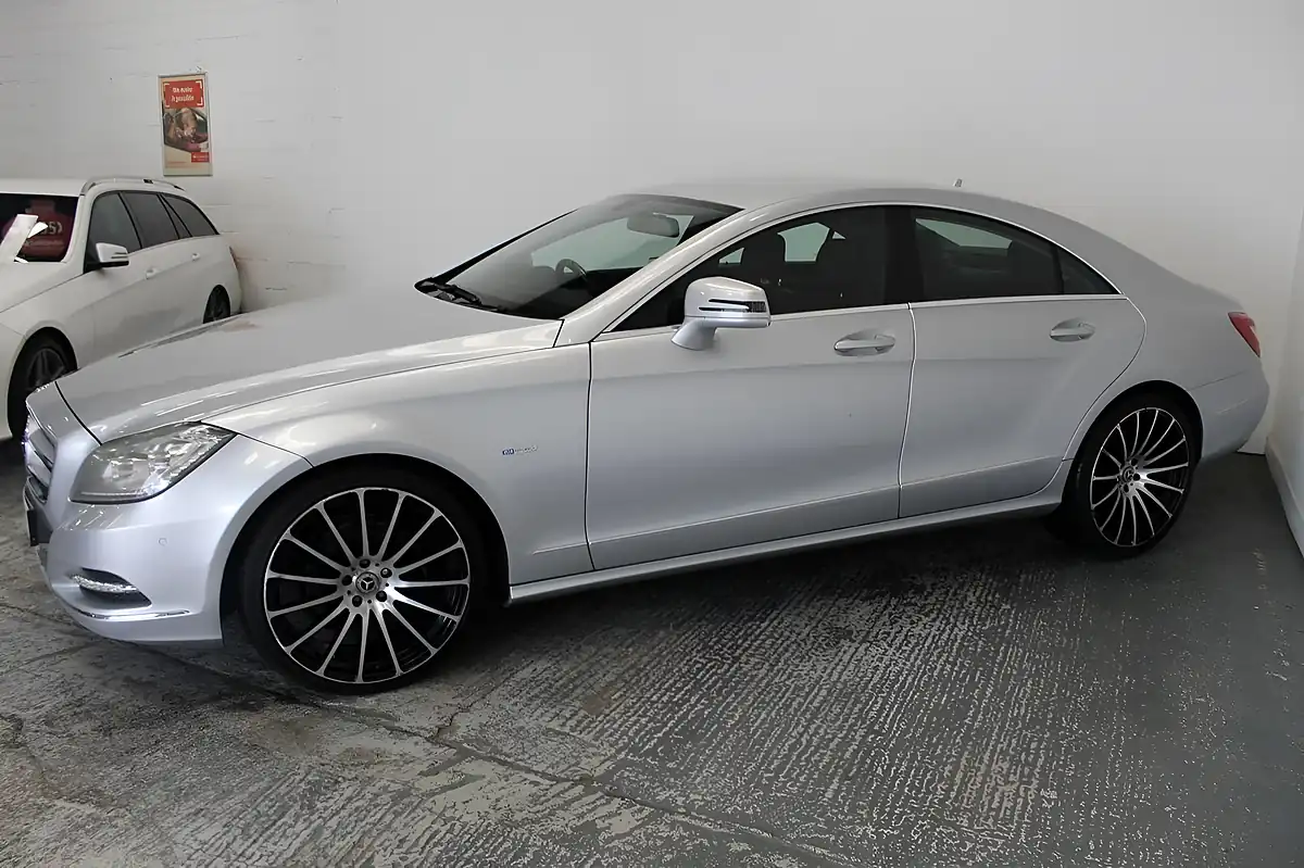 Used 2013 Mercedes-Benz Cls Blueefficiency Coupe Silver - Interior and Exterior details 3