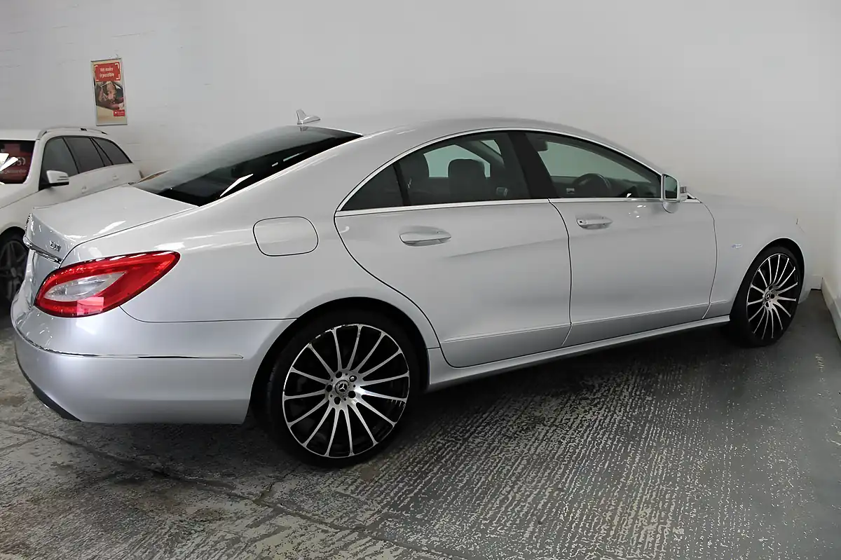 Used 2013 Mercedes-Benz Cls Blueefficiency Coupe Silver - Interior and Exterior details 8