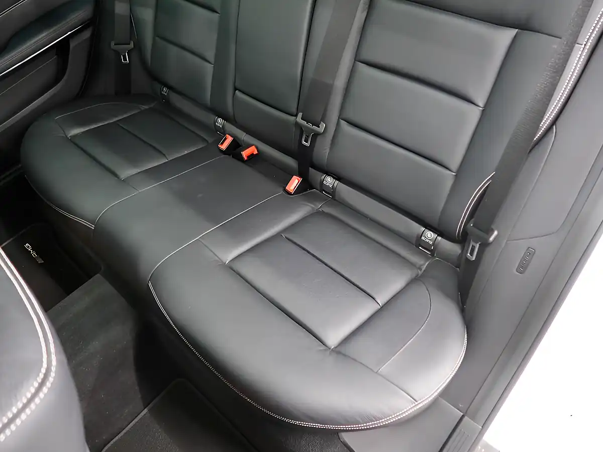 Used 2013 Mercedes-Benz E Class AMG Estate White - Interior and Exterior details 16