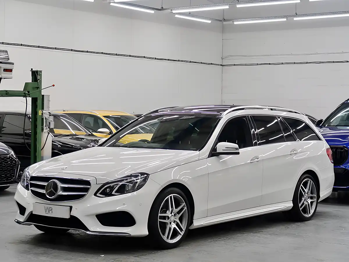 Used 2013 Mercedes-Benz E Class AMG Estate White - Interior and Exterior details 5