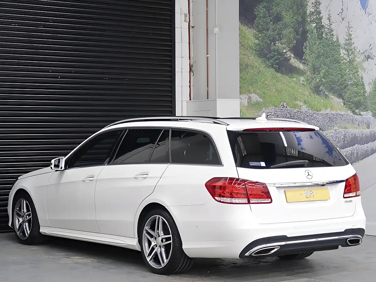 Used 2013 Mercedes-Benz E Class AMG Estate White - Interior and Exterior details 6