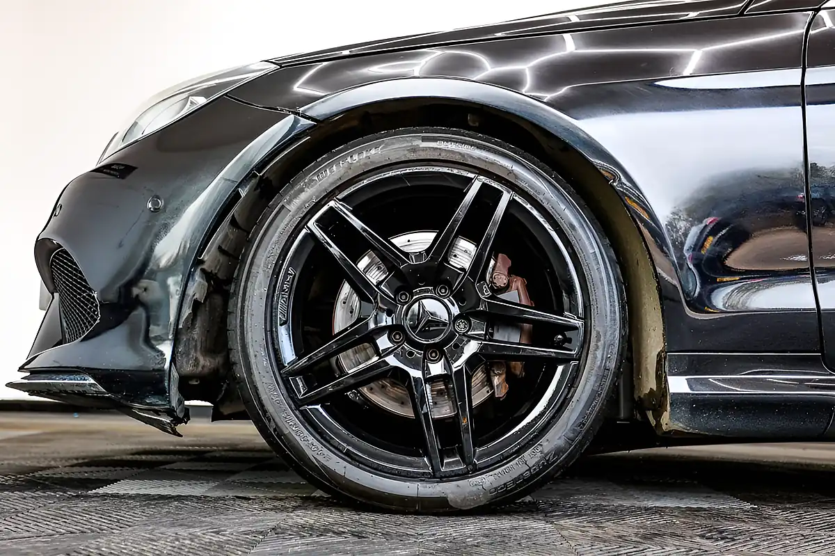 Used 2013 Mercedes-Benz E-Class AMG Sport Black - Interior and Exterior details 16