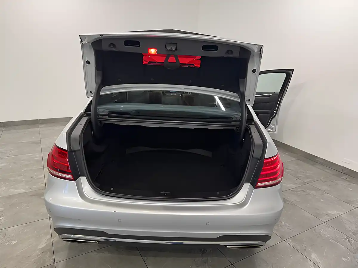Used 2013 Mercedes-Benz E Class AMG Sport Silver - Interior and Exterior details 14
