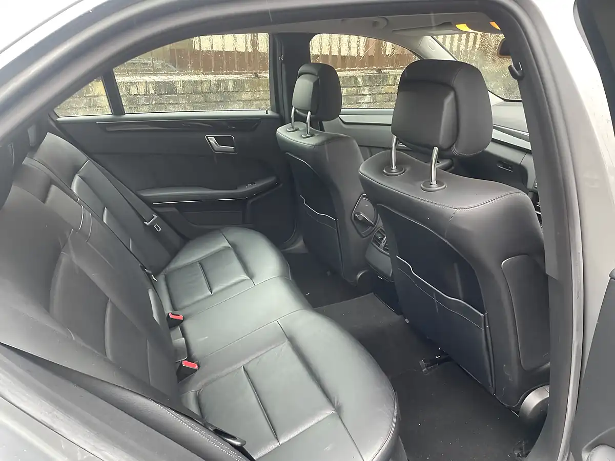 Used 2013 Mercedes-Benz E Class Bluetec Grey - Interior and Exterior details 11