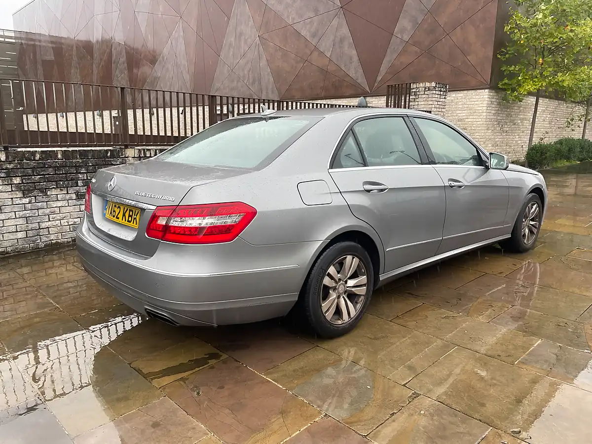 Used 2013 Mercedes-Benz E Class Bluetec Grey - Interior and Exterior details 8