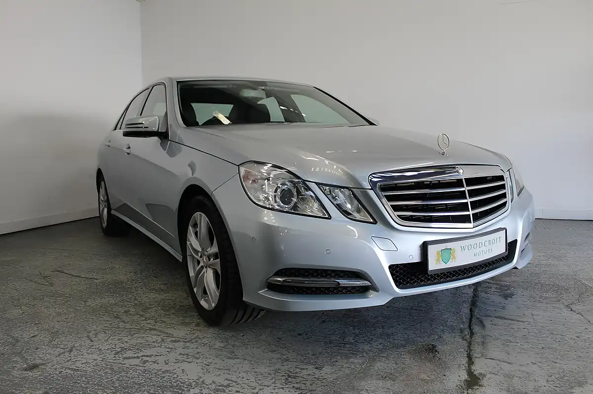 Used 2013 Mercedes-Benz E Class G-Tronic+ Euro 5 Silver - Front View