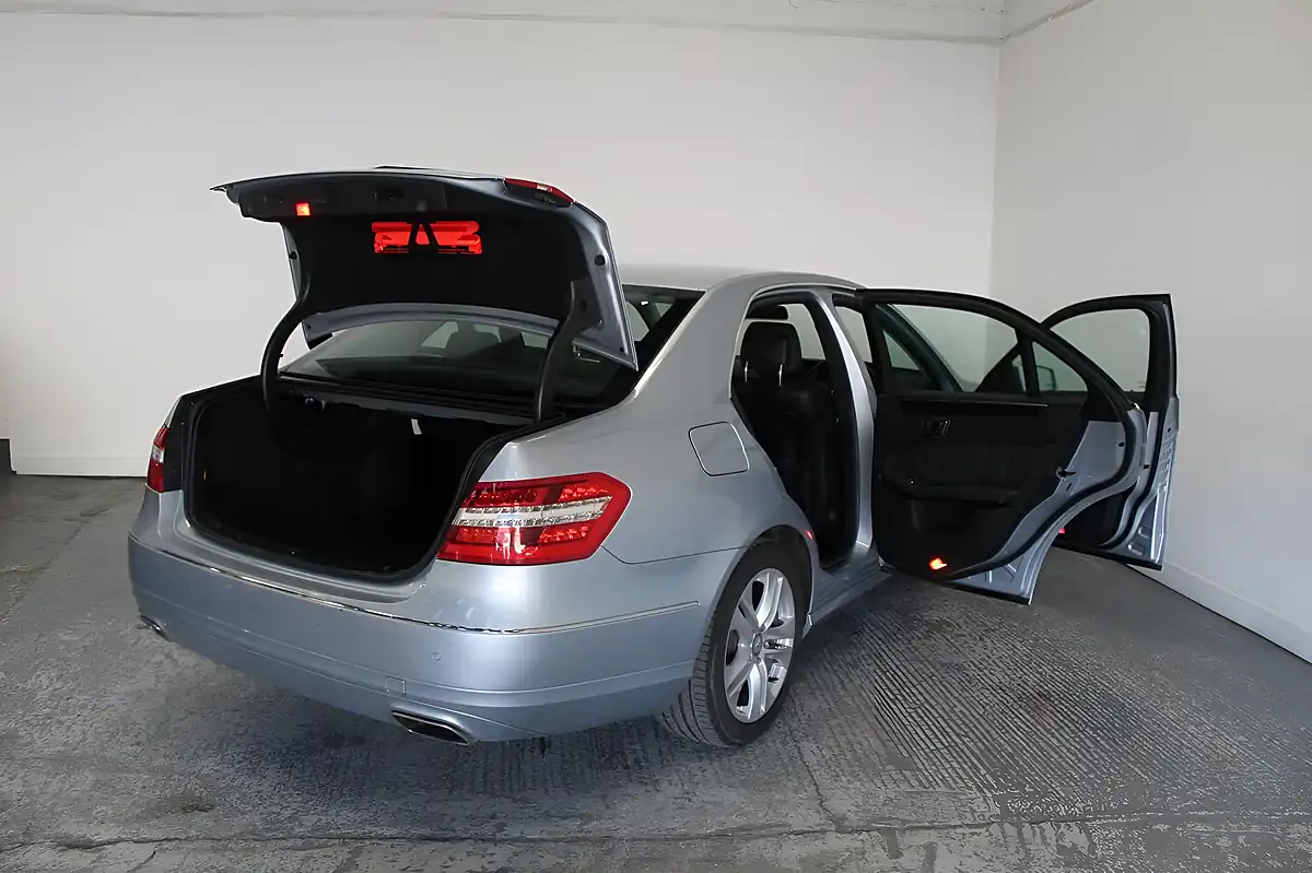 Used 2013 Mercedes-Benz E Class G-Tronic+ Euro 5 Silver - Interior and Exterior details 11
