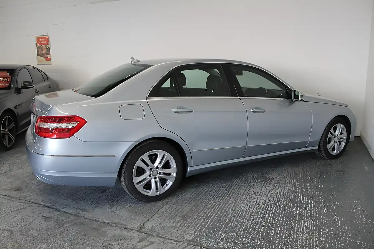Used 2013 Mercedes-Benz E Class G-Tronic+ Euro 5 Silver - Interior and Exterior details 7