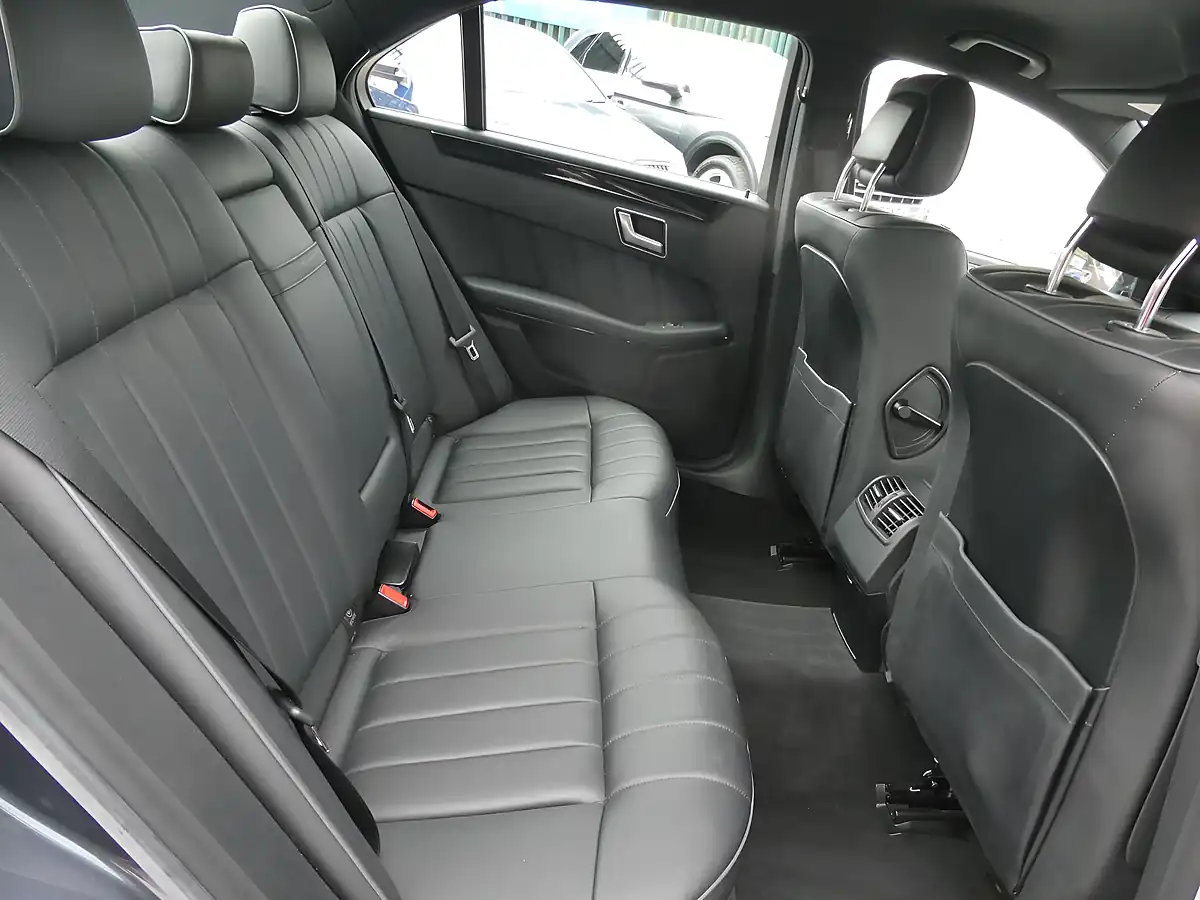 Used 2013 Mercedes-Benz E Class Se Grey - Interior and Exterior details 14