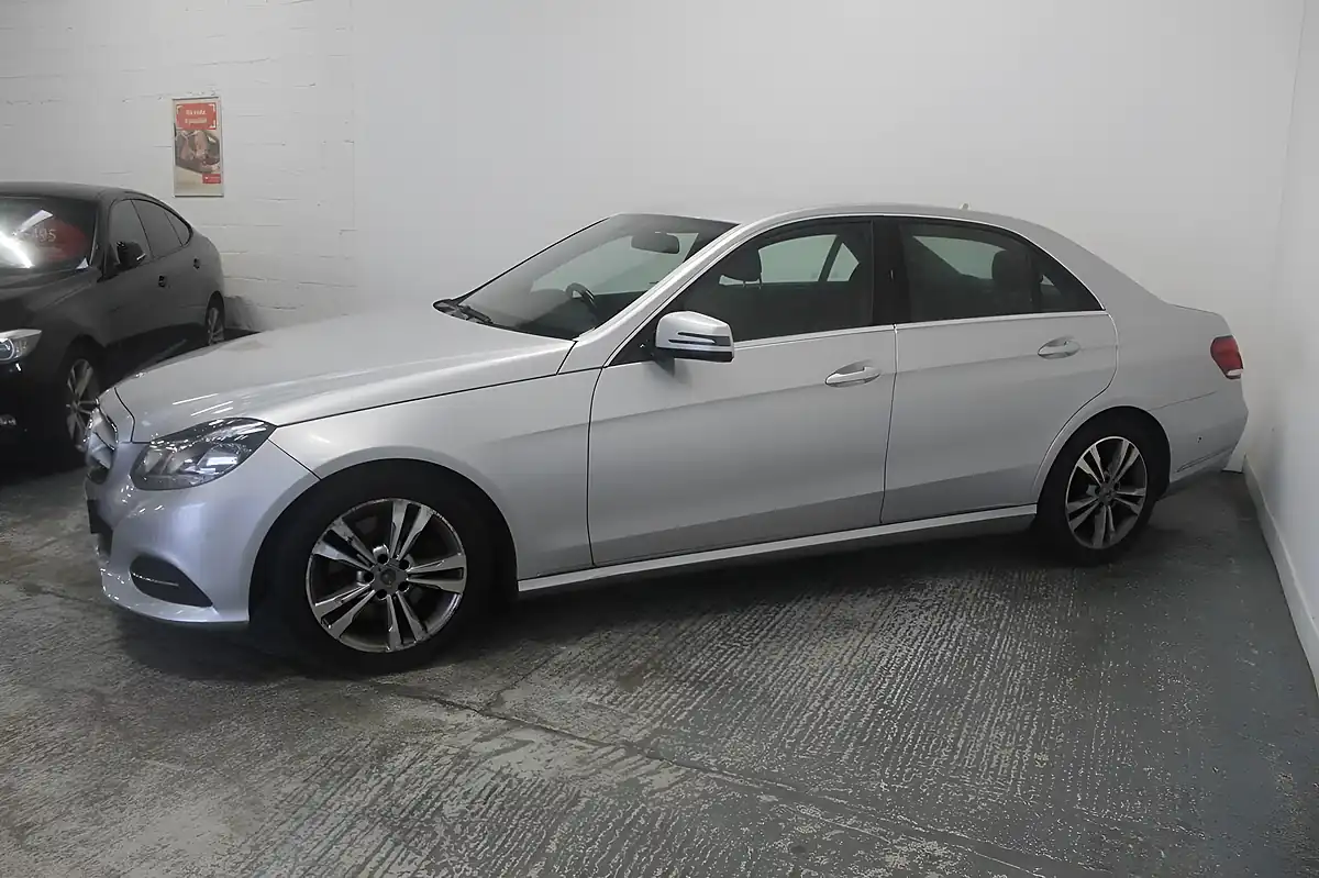 Used 2013 Mercedes-Benz E Class Se Silver - Interior and Exterior details 4
