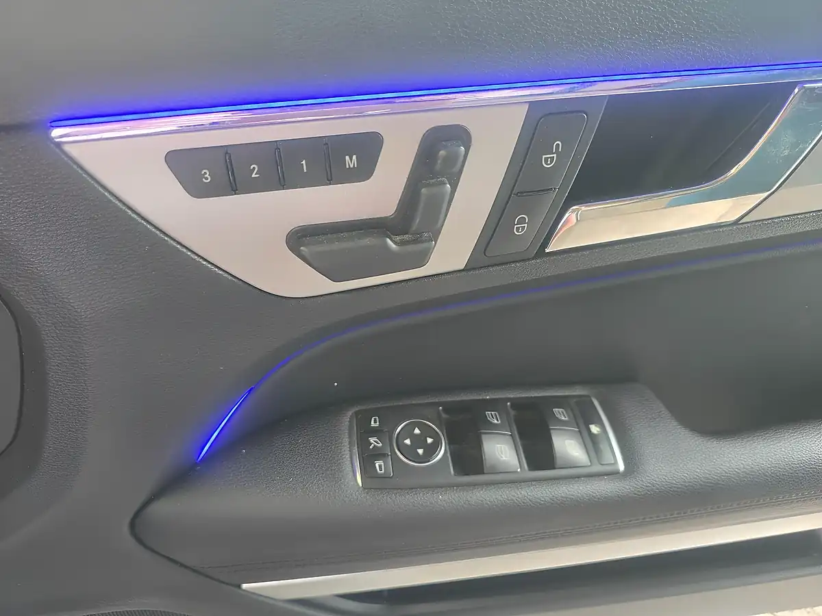 Used 2013 Mercedes-Benz E Class Sport Silver - Interior and Exterior details 13
