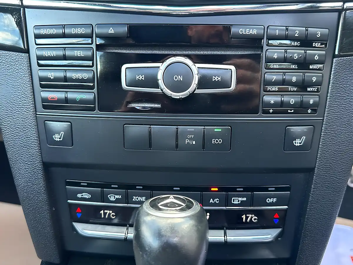 Used 2013 Mercedes-Benz E Class Sport Silver - Interior and Exterior details 16