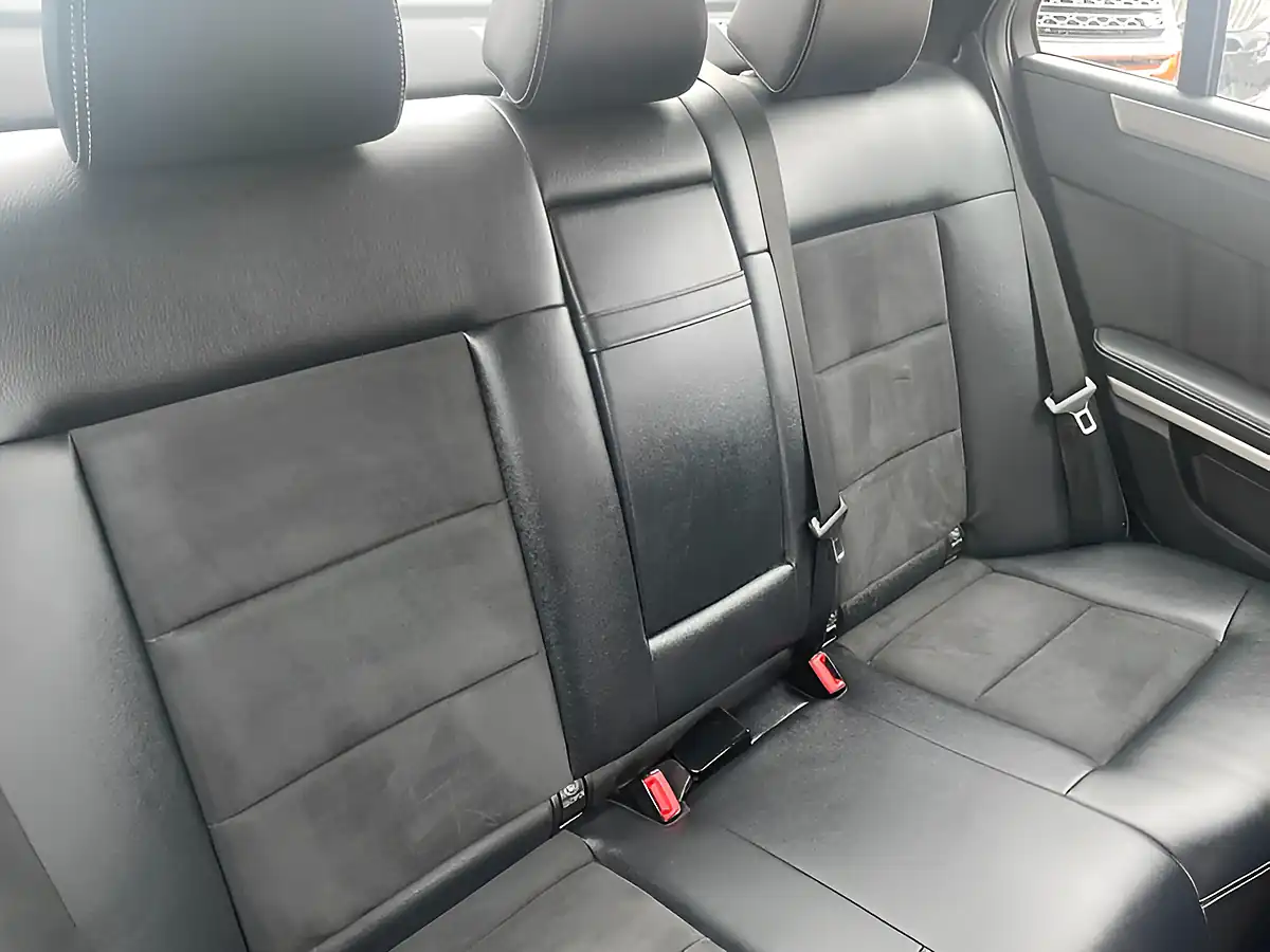 Used 2013 Mercedes-Benz E Class Sport Silver - Interior and Exterior details 15