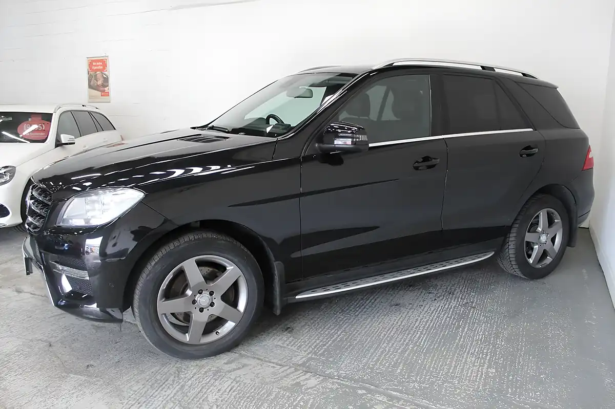 Used 2013 Mercedes-Benz M Class AMG Sport Black - Interior and Exterior details 4