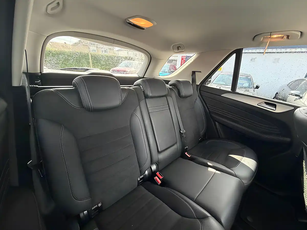 Used 2013 Mercedes-Benz M Class AMG Sport Silver - Interior and Exterior details 15