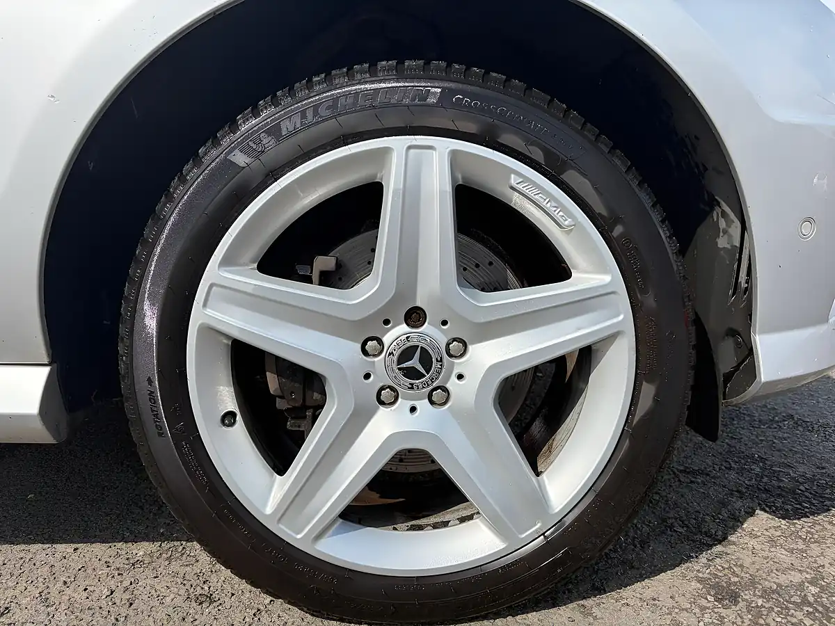 Used 2013 Mercedes-Benz M Class AMG Sport Silver - Interior and Exterior details 16